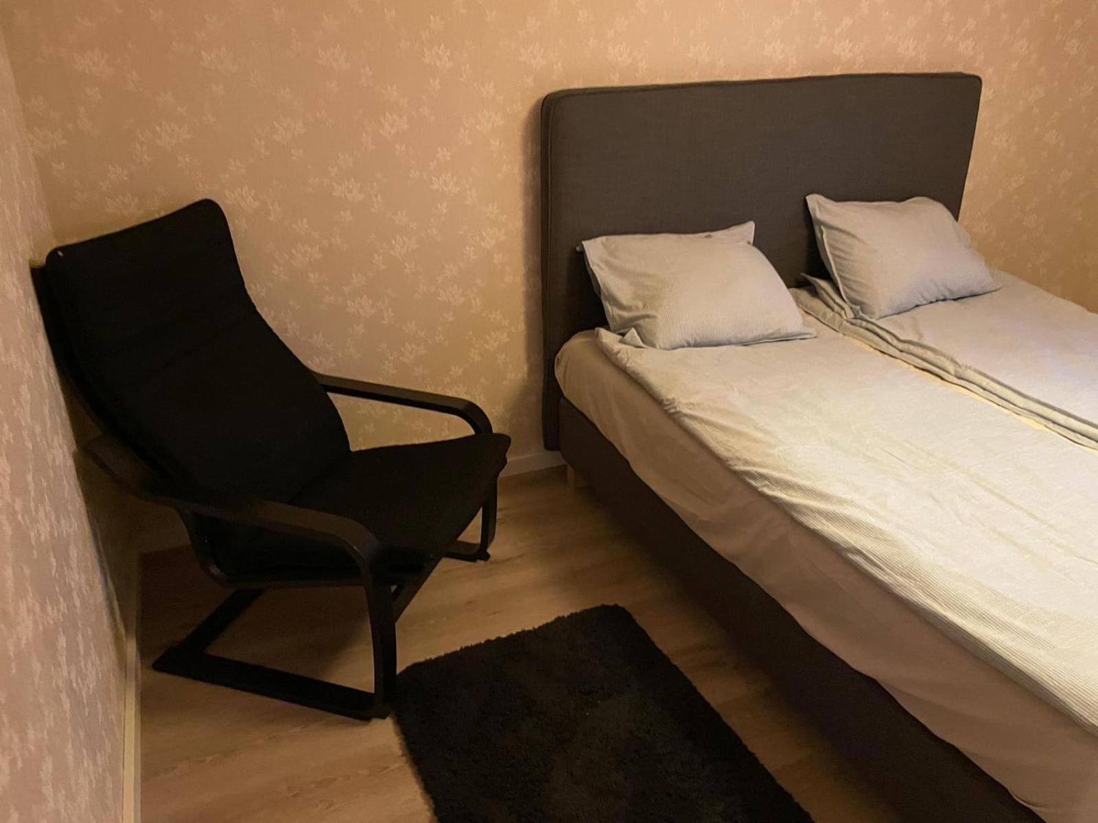 Modern 3 Bed Rooms In Almhult Close To Vaxjo Airport Buitenkant foto